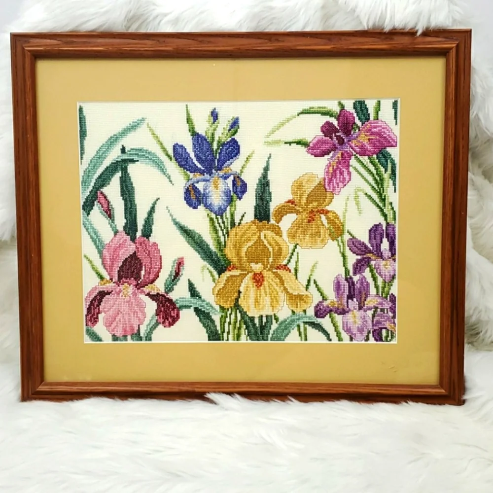 Vintage crisscross floral+ frame hand made wall decor handmade